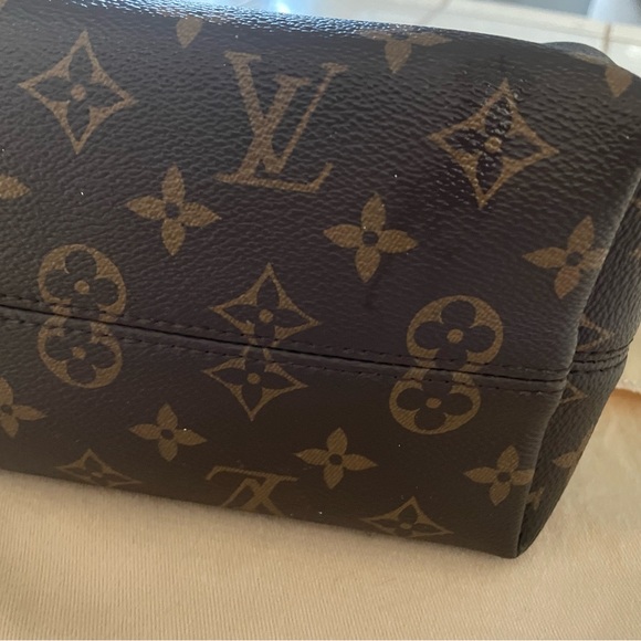 Authentic Louis Vuitton Graceful PM - Picture 16 of 17